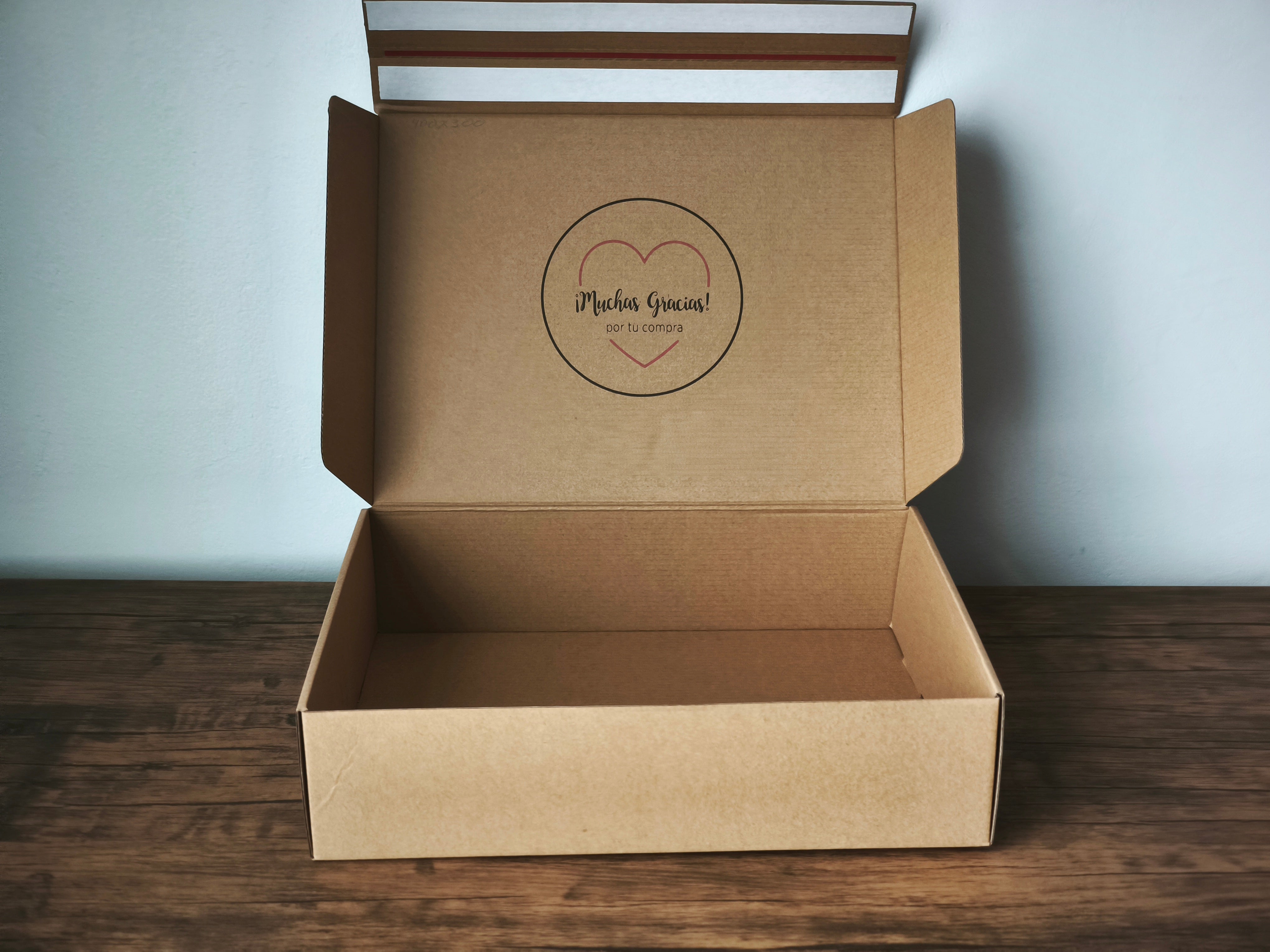 Caja E-commerce (Medium)